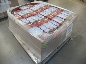 lot 351 image: Large Pallet Of Christmas Decorations, New and Like New Items, Some may be missing parts or small damage, most Items are in nice condition (See Photos) - SOLD AS IS