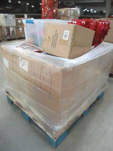 lot 352 image: Large Pallet Of Christmas Decorations, New and Like New Items, Some may be missing parts or small damage, most Items are in nice condition (See Photos) - SOLD AS IS