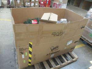 lot 353 image: Large Pallet Of Christmas Decorations, New and Like New Items, Some may be missing parts or small damage, most Items are in nice condition (See Photos) - SOLD AS IS