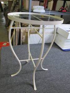 plant stand 14 inches round x 21 in...