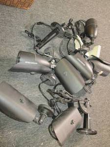 lot of 7 grandstream security camer...
