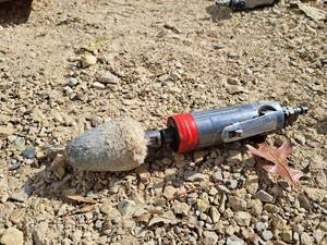 lot 315 image: Central Pneumatic Air Buffer