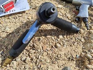 lot 324 image: Air Reversible Wrench