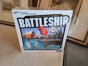 lot 380 image: Battleship