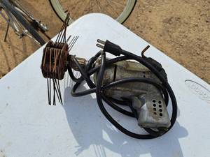 lot 340 image: Black & Decker 14 Utility Drill