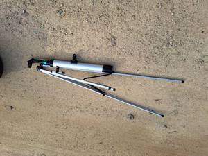 lot 432 image: Vivitar Telescope with Tripod