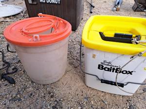 lot 453 image: Lot of (2) Bait Buckets