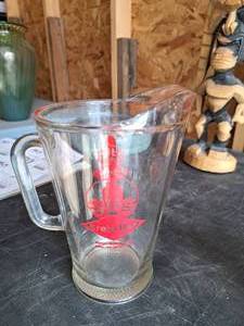 lot 471 image: Vintage Grain Belt Glass Beer Pitcher