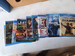lot 540 image: Lot of (9) Blu-Ray DVD Movies - 2Guns, The Bourne Ultimatum, Eagle Eye, The Fighter, The Great Gatsby and more