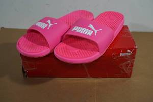 lot 70 image: Puma Cool Cat BX Sandals - Womens 11