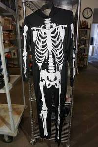 lot 106 image: Skeleton Costume - Size Medium