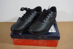 lot 204 image: Reebok Classic Renaissance Shoes - Womens 7.5