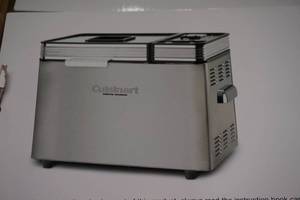 lot 212 image: NEW Cuisinart Convection Bread Maker