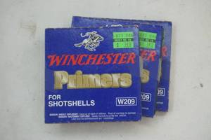 lot 514 image: Winchester Shotgun Primers