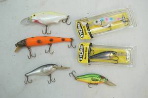 lot 556 image: Fishing Lures