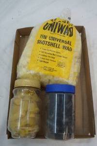 lot 594 image: 12 Gauge Reloading Wads