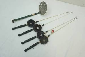 lot 7 image: Set of 4 Plastic Ice Fishing Rods - 16 Ice Skimmer