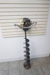lot 9 image: OPE Ice Fishing Ice Auger (Magnum III)
