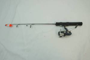 lot 20 image: Klondike Reel on High Tech Tackle Intrigue XL 24 Medium Rod