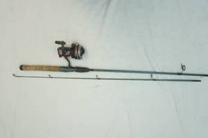 lot 43 image: Silstar Et 2040 Reel on Shakespeare Sigma rod