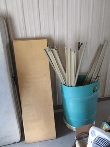 lot 14 image: Light Duty Shop Racking