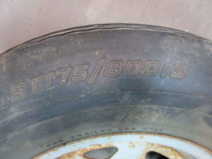 lot 48 image: 13 Trailer Wheel & Tire