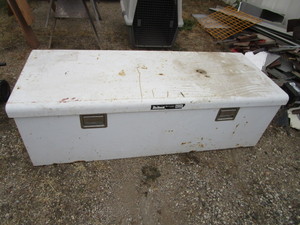lot 30 image: Knapheid Pickup Tool Box