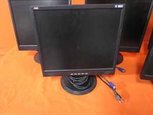 (5) 17 Monitors