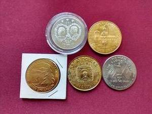 (5) Vintage TokensMedals