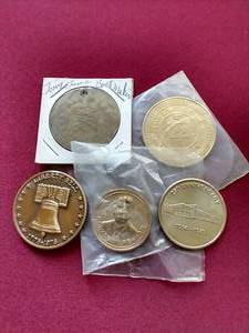 (5) Souvenir TokensMedals