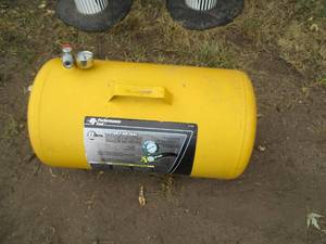 Performance tool 11 gallon portable...