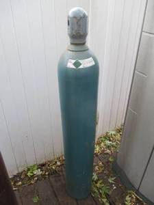 Helium tank, DOT rated...