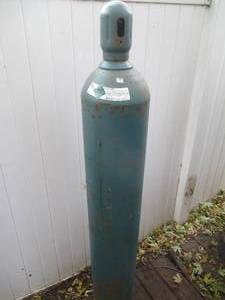 Helium tank, DOT rated...