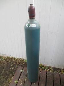 Helium tank, DOT rated...