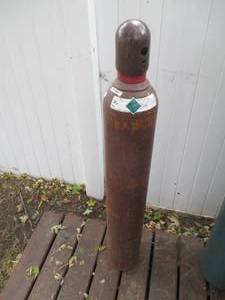Helium tank, DOT rated...