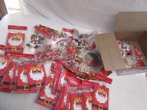 Assortment of Christmas cards, orna...