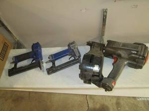 Box of assorted Pneumatic air naile...