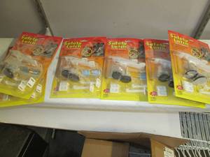 Lot of assorted cabinet safety latc...