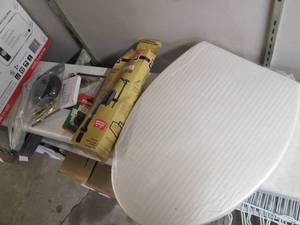 Lot of toilet supplies...
