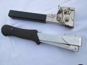 Set of (2) hammer style rooffloori...