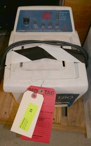 lot 23 image: Bransonic ultrasonic cleaner 1210R-DTH