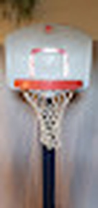 STEP 2 KIDS BASKETBALL HOOP APPROX 4.5 FEET TALL & 2 FEET WIDE