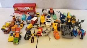 VINTAGE TO PRESENT TOY VEHICLES DIECAST LIGHTNING MCQUEEN & MORE