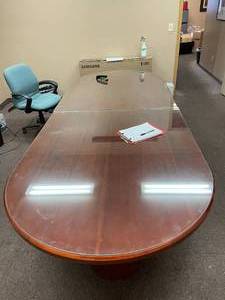 lot 33 image: Conference table