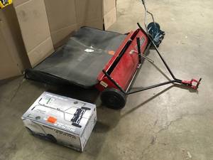 Everbuilt Lawn Sweeper, Lawn Push Cuttor, 14 Scott Mower - Customer returns - Review all pictures