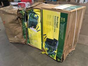 Mix Lot of 3 Rear Lawn Bagger, John Deere, Customer returns - review all pictures