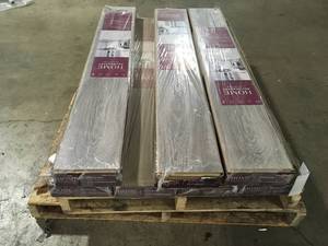 Lot of 7 Home Decorators EIR Silverton Oak 7-12 in. W Water Resistant Laminate Wood Flooring (23.69 sq. ft.case) review pictures