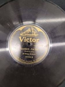 lot 21 image: Classic Record Lot #3