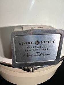 lot 2 image: Vintage GE Hair Dryer