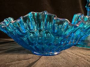 lot 23 image: Vintage Blue Glass Lot